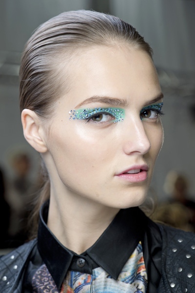 Pantone-Colour-of-the-Year-2013-Emerald-Christian-Dior-Beauty